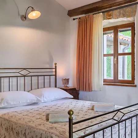 Nini Holiday home Rakovci